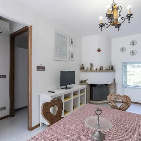 Il Castagneto By Interhome בית נופש *