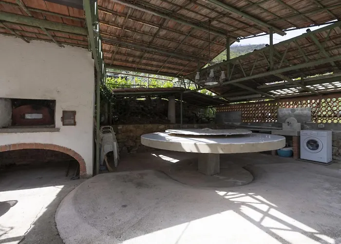 בית נופש Il Castagneto By Interhome